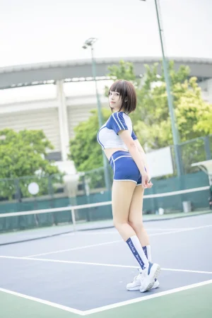 蜜汁猫裘《体操服》主题写真：50张全套美图