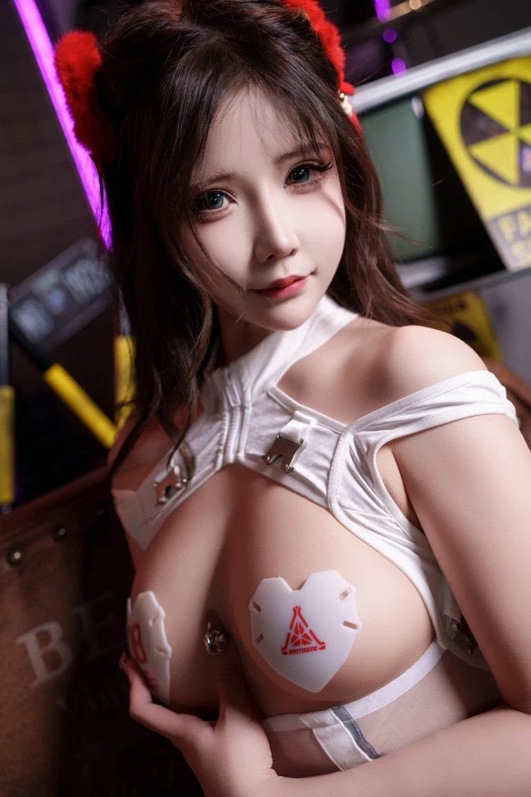 抱走莫子《春节特工》主题写真：90张全套美图，含6个视频