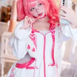花铃《交错战线卡缇娜》主题写真：21张全套美图