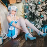 瓜希酱《碧蓝航线 小天鹅 女仆》主题写真：22张全套美图
