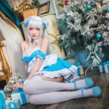 瓜希酱《碧蓝航线 小天鹅 女仆》主题写真：22张全套美图
