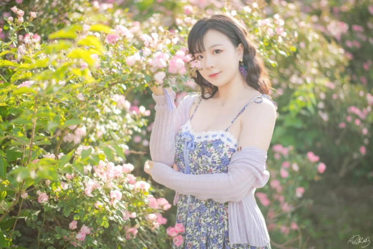 皮皮奶《蔷薇花》主题写真：36张全套美图