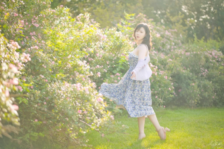 皮皮奶《蔷薇花》主题写真：36张全套美图