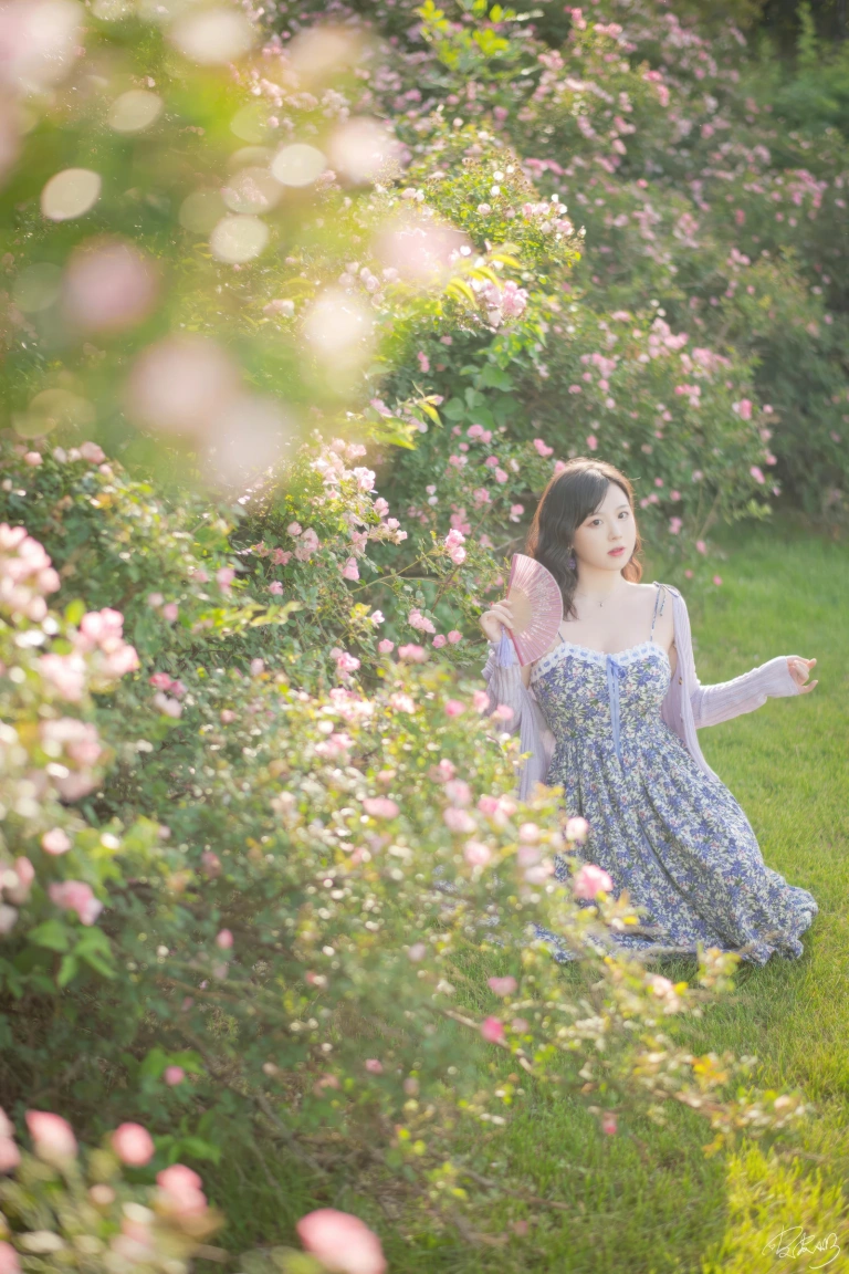 皮皮奶《蔷薇花》主题写真：36张全套美图