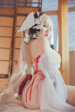阿半今天很开心《碧蓝航线 可畏巫女》主题写真：47张全套美图