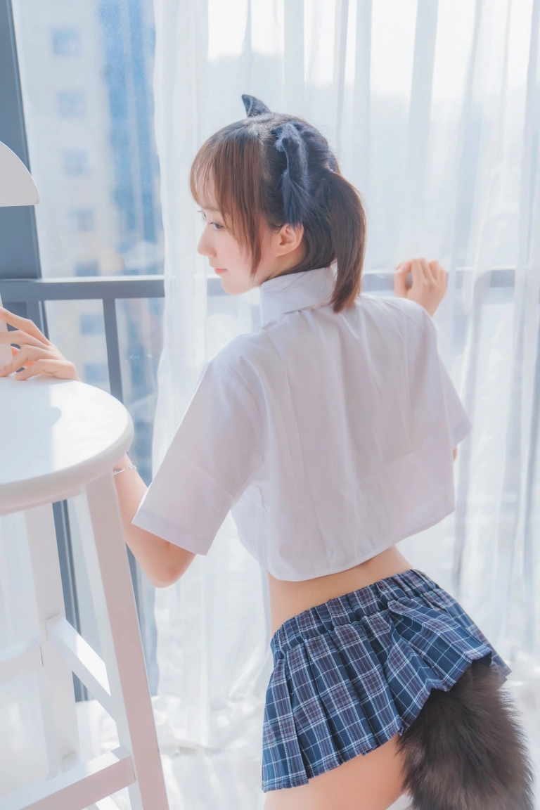 木棉棉《怀中猫》主题写真：68张全套美图