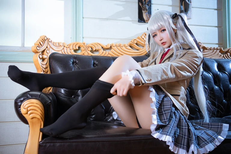 星之迟迟《篝之雾枝JK》主题写真：49张全套美图