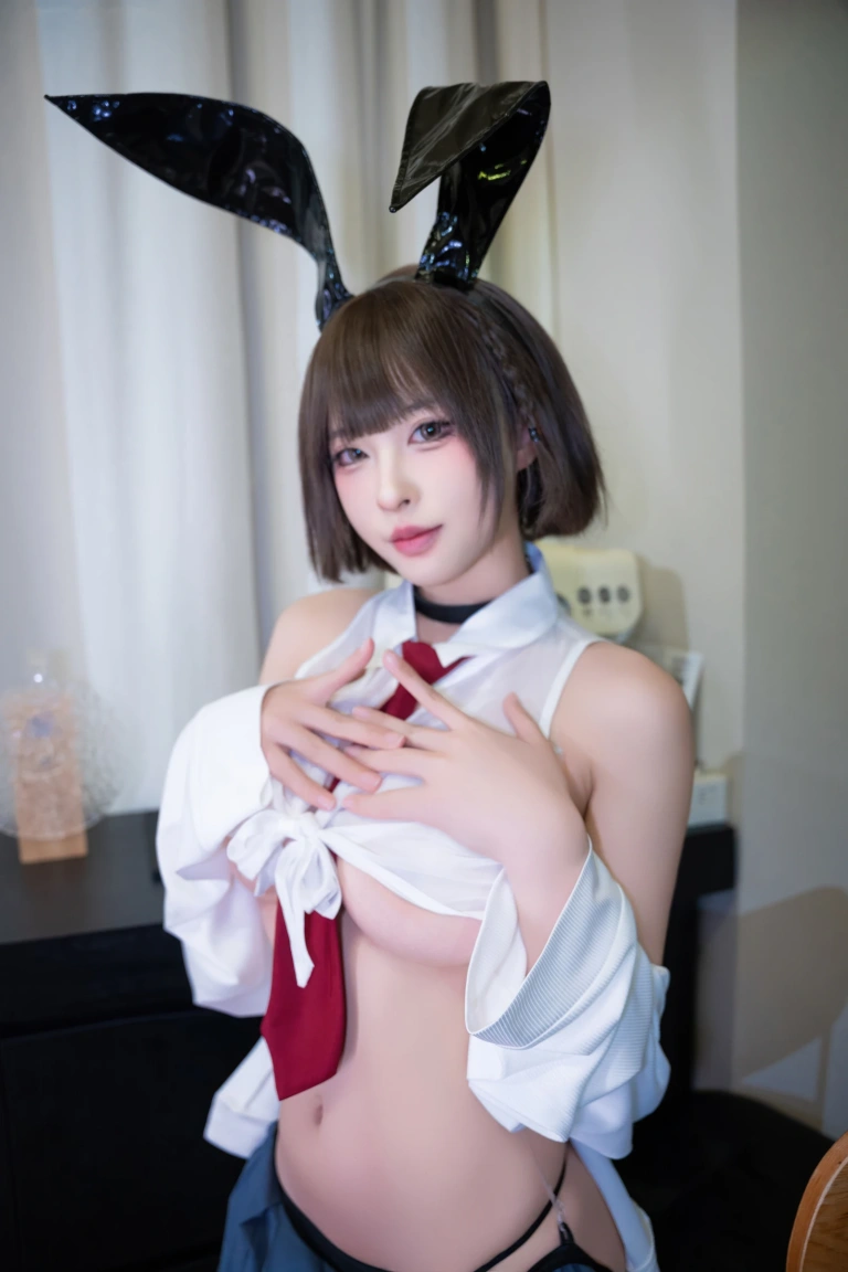 清水由乃《不良JK兔女郎》主题写真：59张全套美图