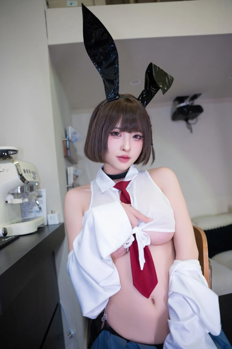 清水由乃《不良JK兔女郎》主题写真：59张全套美图
