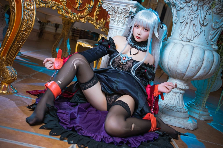 星之迟迟《篝之雾枝礼服》主题写真：37张全套美图
