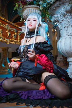 星之迟迟《篝之雾枝礼服》主题写真：37张全套美图