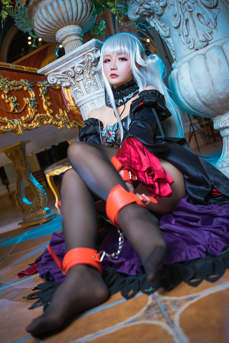 星之迟迟《篝之雾枝礼服》主题写真：37张全套美图
