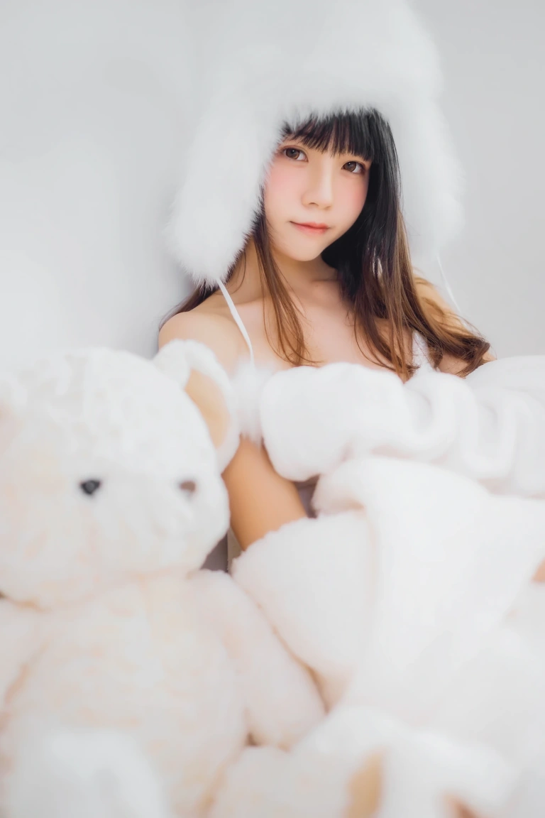 桜桃喵《冬眠套装》主题写真：38张全套美图
