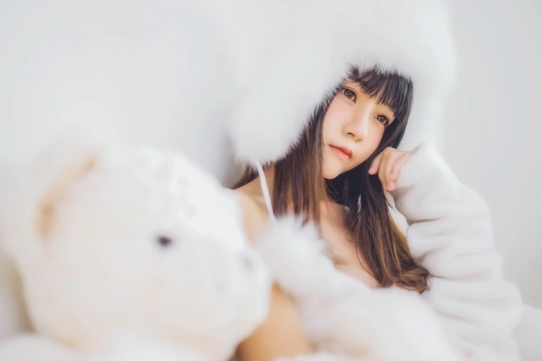 桜桃喵《冬眠套装》主题写真：38张全套美图
