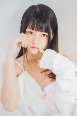 桜桃喵《冬眠套装》主题写真：38张全套美图
