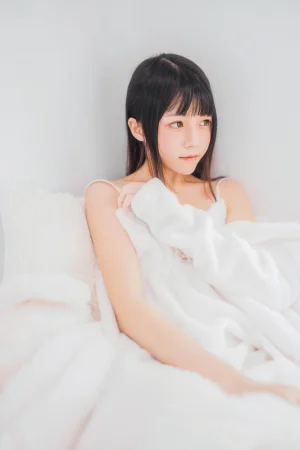 桜桃喵《冬眠套装》主题写真：38张全套美图