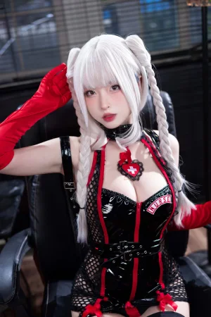 清水由乃《白发护士》主题写真：57张全套美图，含1个视频