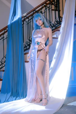 屿鱼《胜利女神：妮姬 海伦 礼服》主题写真：60张全套美图