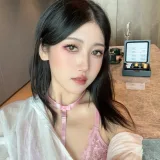 不呆猫《粉色衬衣女友》主题写真：66张全套美图，含1个视频
