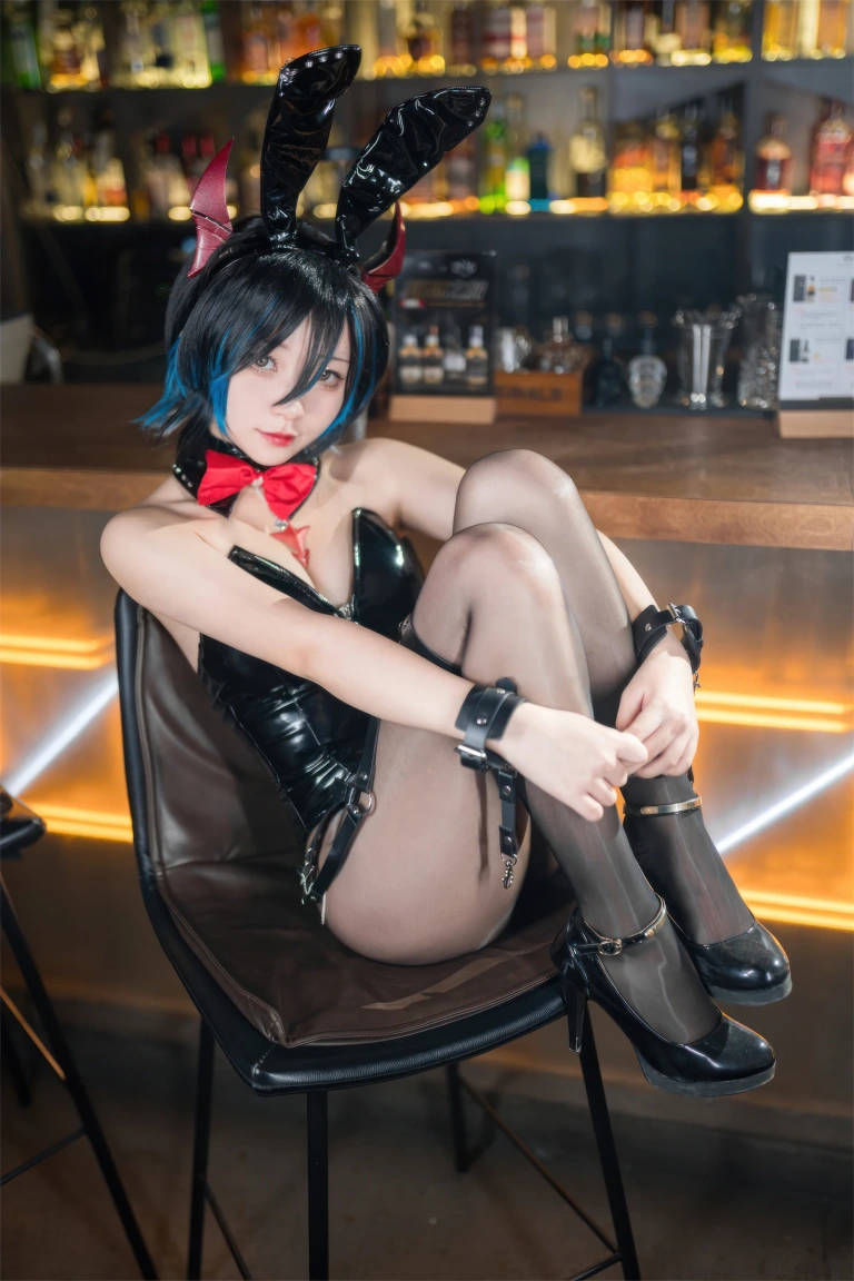 花铃《碧蓝航线 胡滕 兔女郎》主题写真：126张全套美图