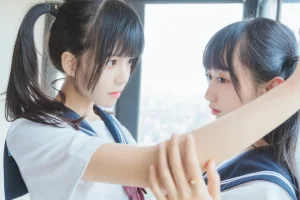 桜桃喵《她（桜桃喵&木绵绵OwO）》主题写真：37张全套美图