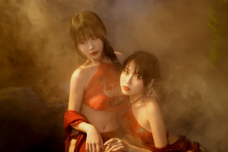 不呆猫&Tina很妖孽呀《古风双人》主题写真：16张全套美图