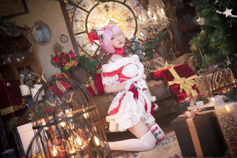 阿包也是兔娘《拉姆》主题写真：11张全套美图
