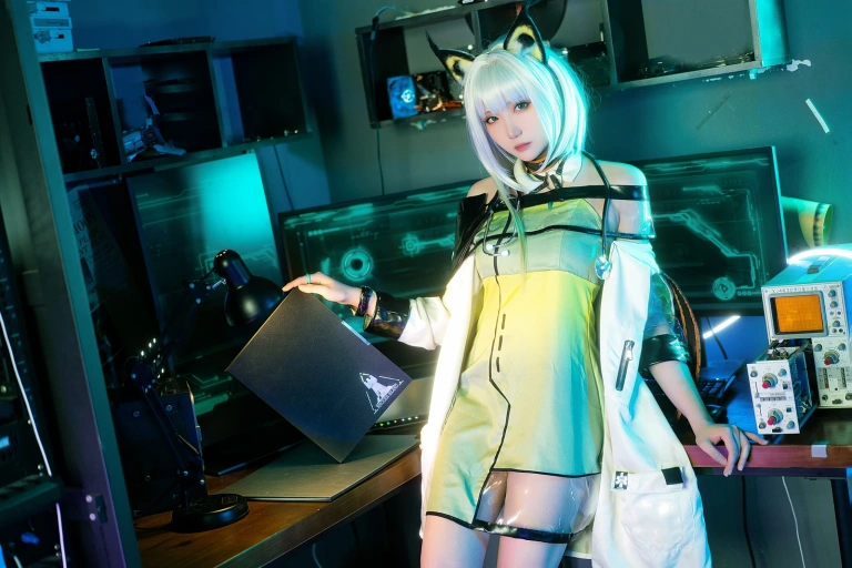 瓜希酱《明日方舟 凯尔希》主题写真：21张全套美图