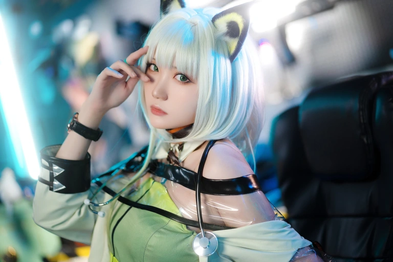 瓜希酱《明日方舟 凯尔希》主题写真：21张全套美图