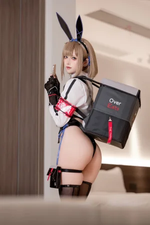 屿鱼《外卖兔女郎 小葵》主题写真：66张全套美图