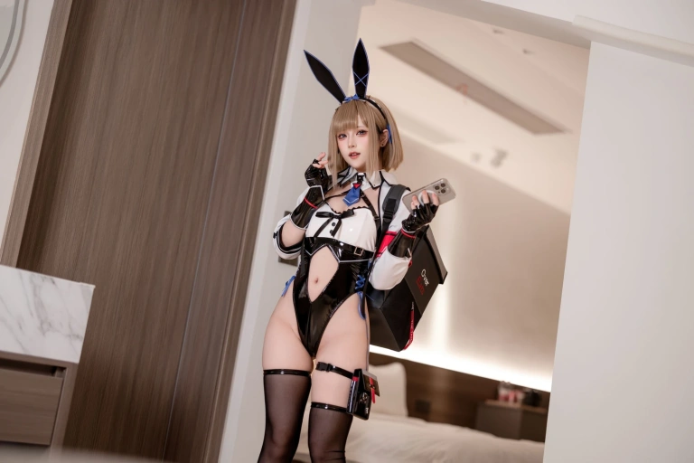 屿鱼《外卖兔女郎 小葵》主题写真：66张全套美图
