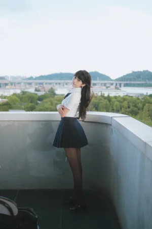 不呆猫《JK学妹户外》主题写真：59张全套美图