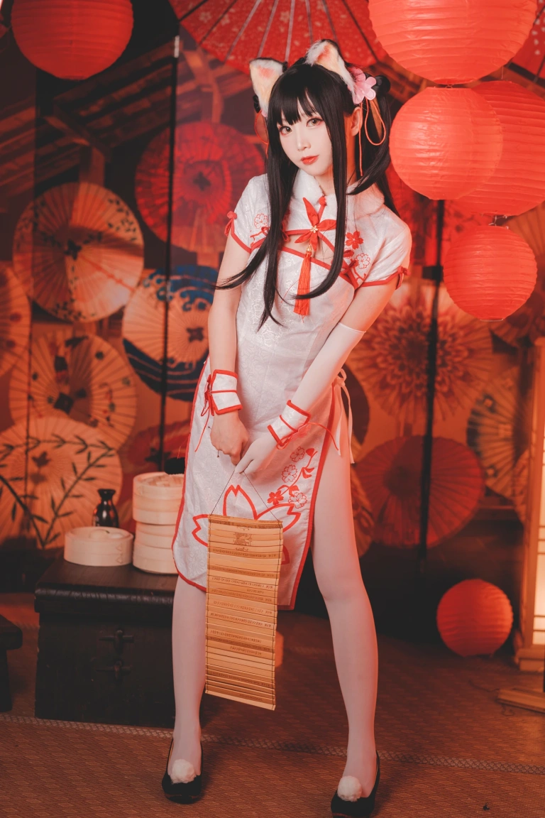 面饼仙儿《夕暮》主题写真：16张全套美图