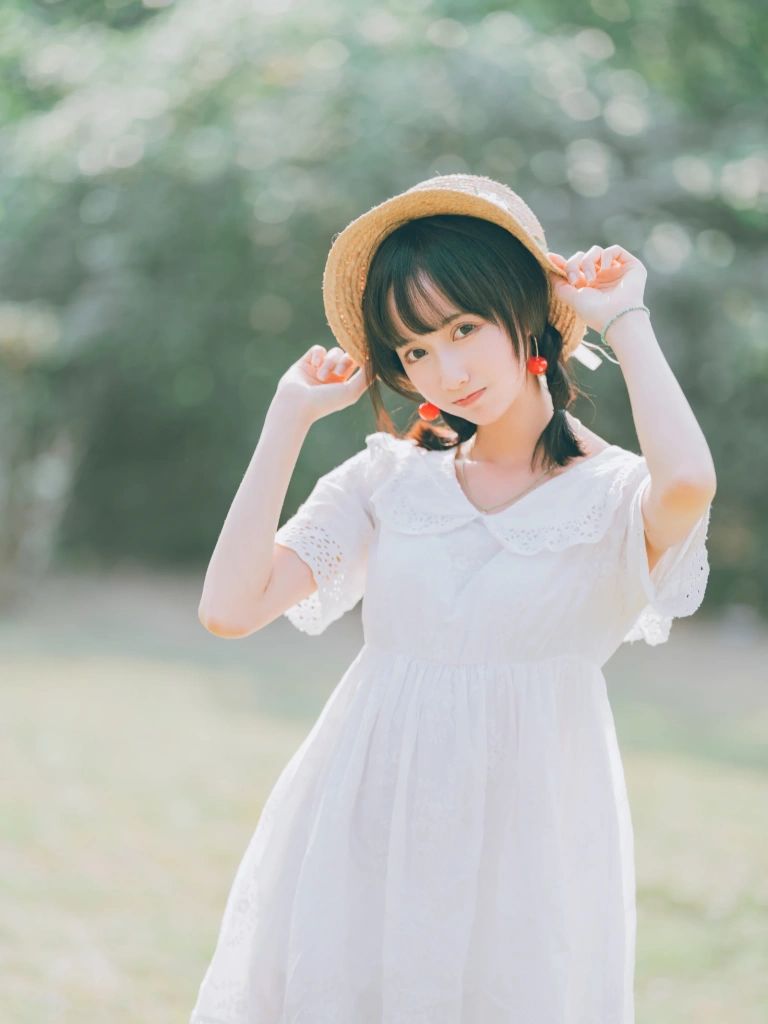 木棉棉《夏日彩虹》主题写真：29张全套美图