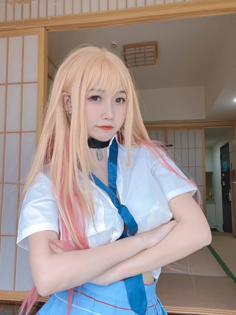 不呆猫《喜多川海梦自拍》主题写真：44张全套美图