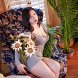 皮皮奶《房东太太》主题写真：50张全套美图