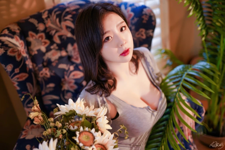 皮皮奶《房东太太》主题写真：50张全套美图
