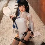 瓜希酱《少女前线 95式 玉玲珑》主题写真：20张全套美图