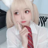 日奈娇(椎名莜)《衬衫小狗》主题写真：160张全套美图