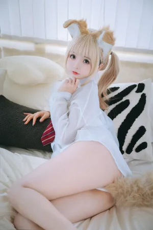 日奈娇(椎名莜)《衬衫小狗》主题写真：160张全套美图