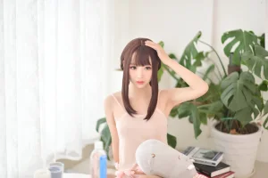 面饼仙儿《小女友1》主题写真：22张全套美图