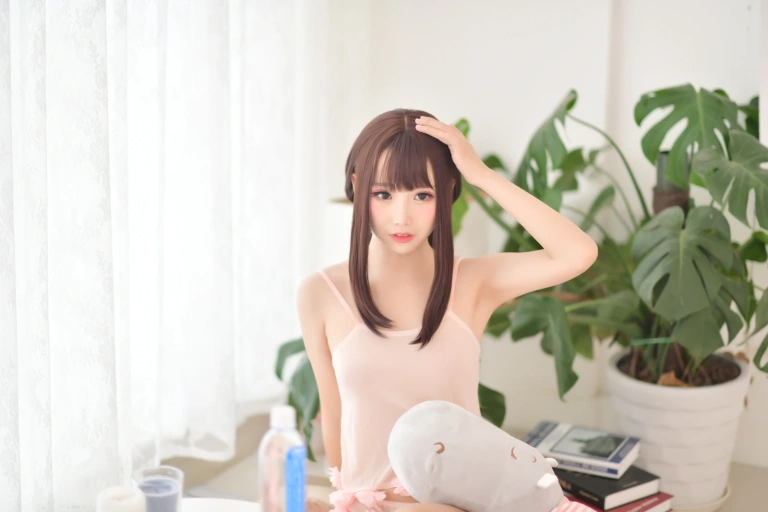 面饼仙儿《小女友1》主题写真：22张全套美图