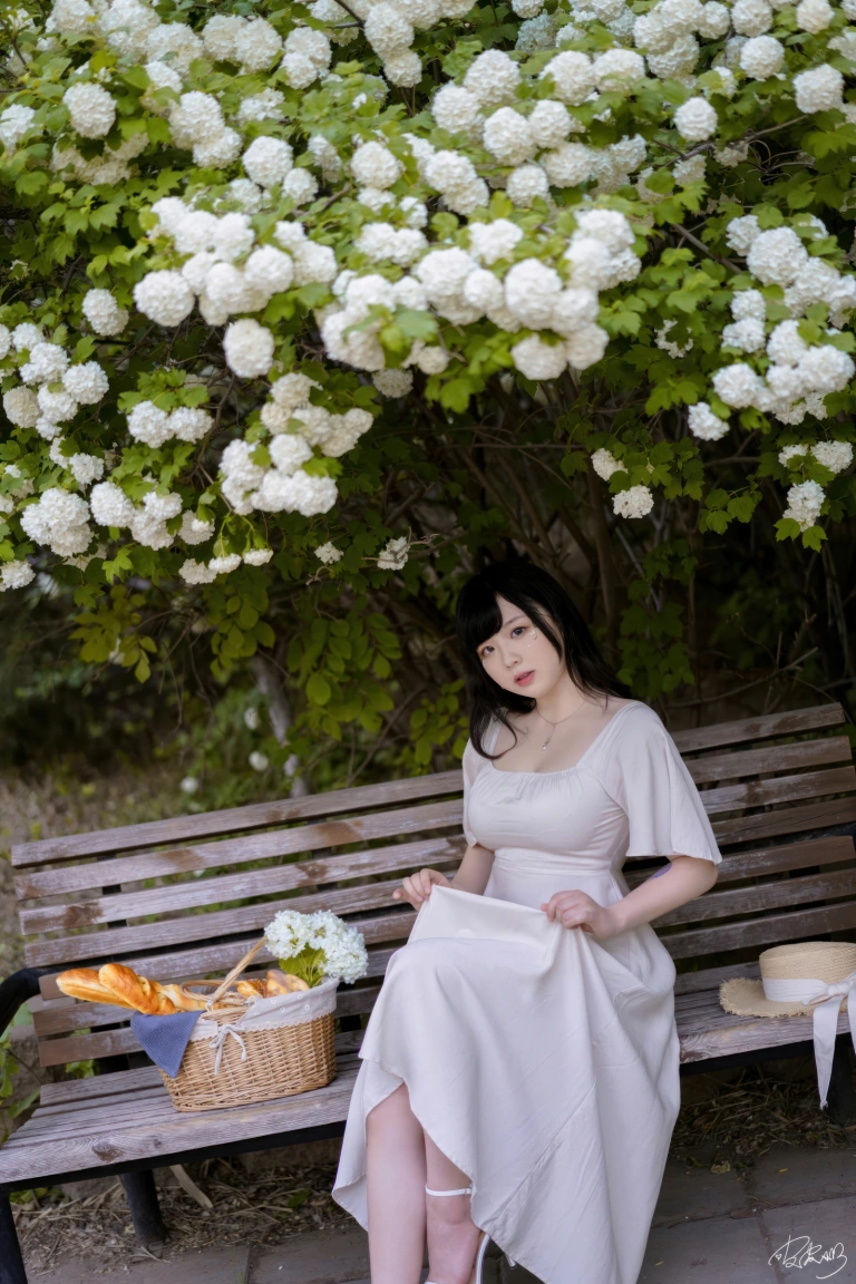 皮皮奶《绣球花》主题写真：36张全套美图