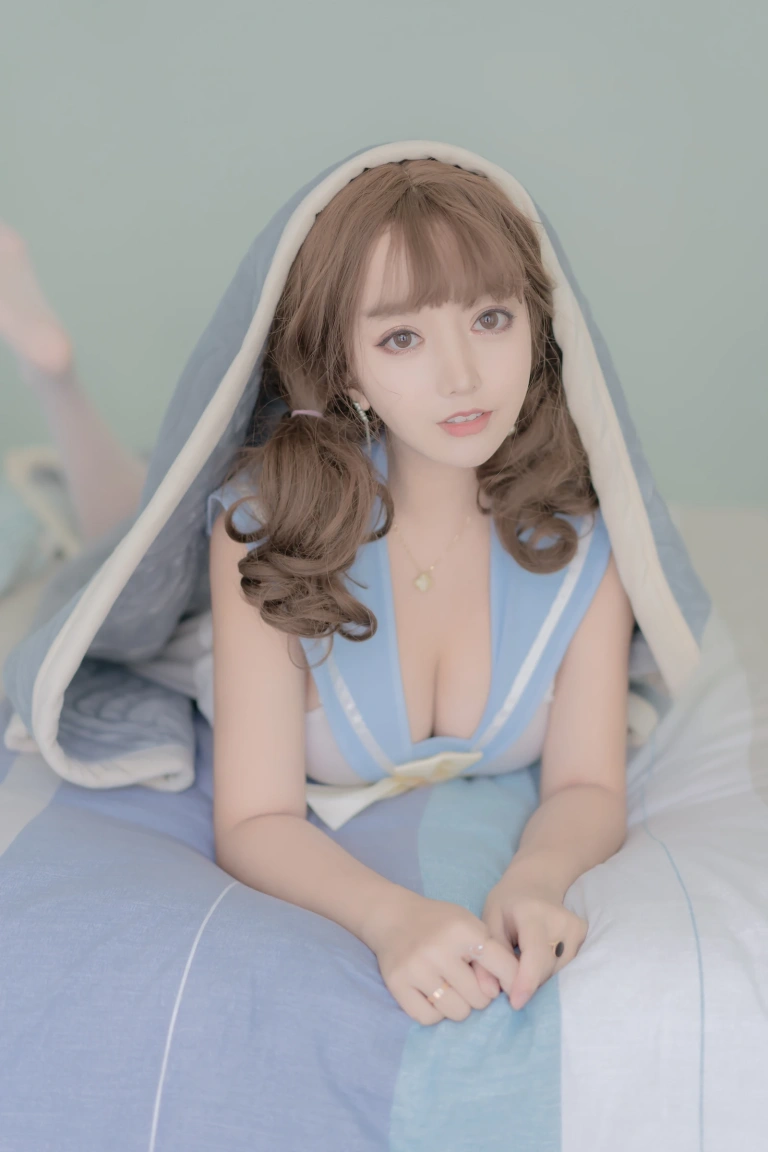 过期米线线喵《汽水味小盆友》主题写真：55张全套美图