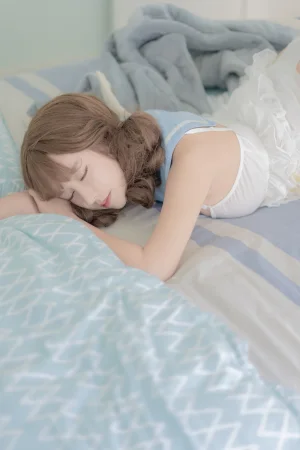 过期米线线喵《汽水味小盆友》主题写真：55张全套美图
