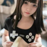 花铃《手柄妹妹》主题写真：65张全套美图