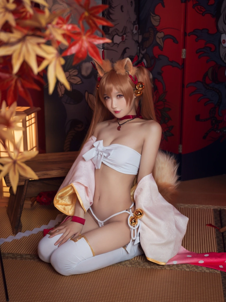阿包也是兔娘《9月舰长 高苗佑京》主题写真：27张全套美图