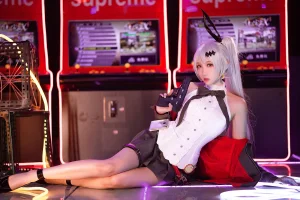 瓜希酱《少女前线 FN-57 Five-seveN》主题写真：22张全套美图