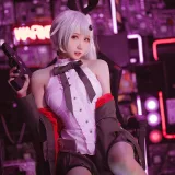 瓜希酱《少女前线 FN-57 Five-seveN》主题写真：22张全套美图