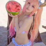 阿包也是兔娘《10月舰长图 龙女仆泳装》主题写真：23张全套美图